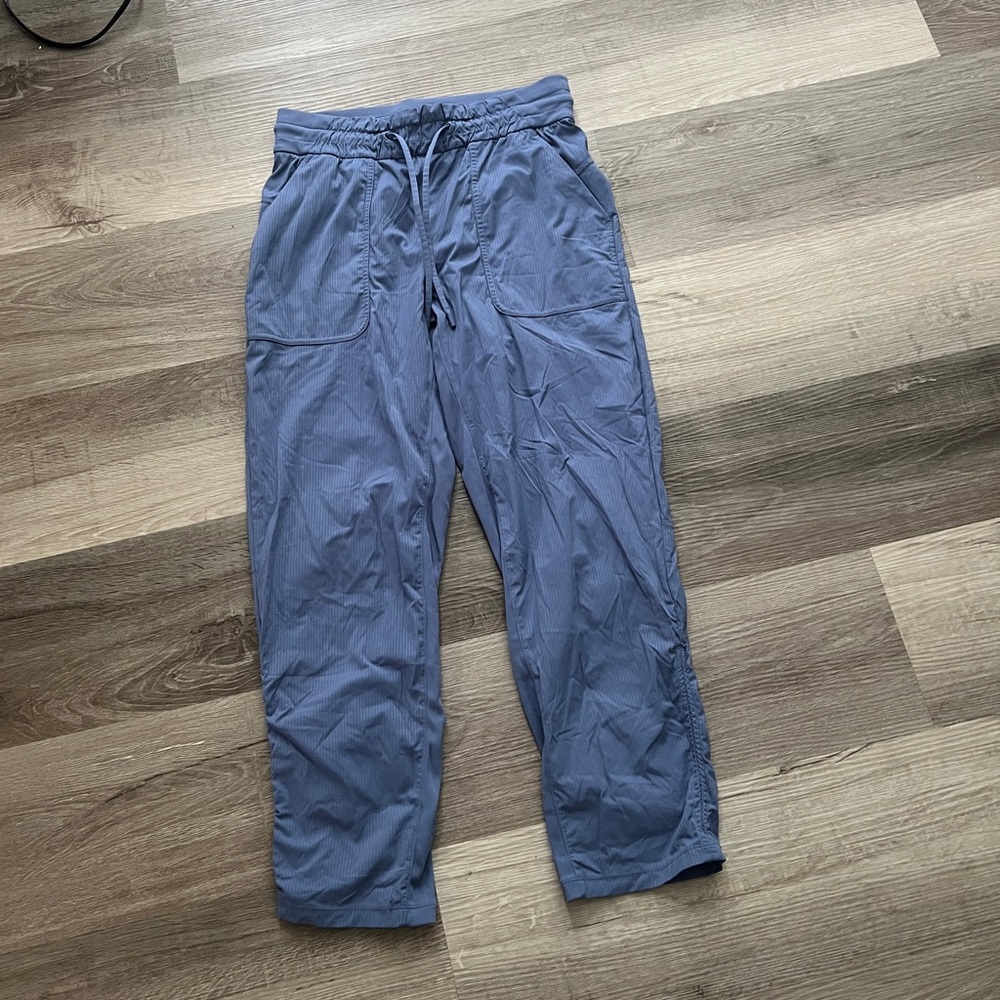 Lululemon Dance studio pants crop